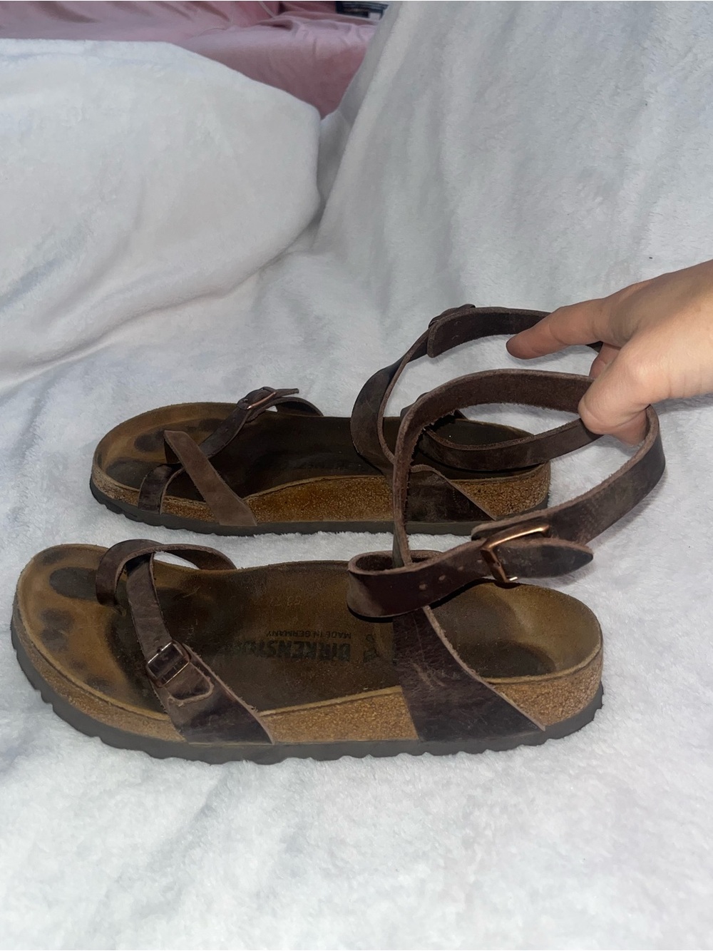 Birkenstock Yara Habana Oiled Leather Ankle Strap Sandals 40 Brown  Strappy Cork